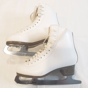 Jackson Mystique Ice Skates 1.5